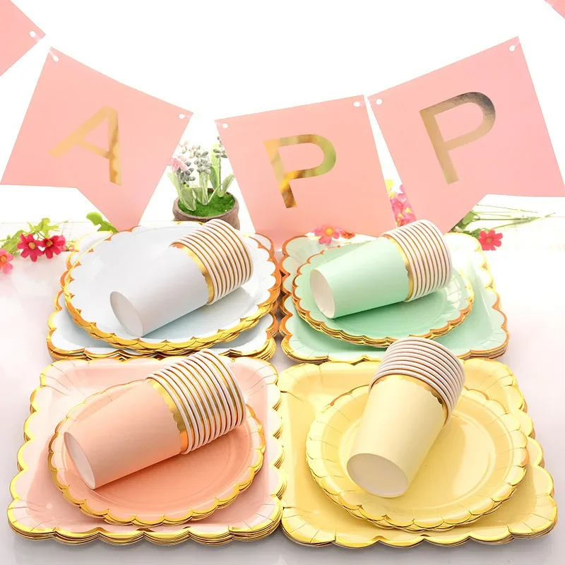 Elegant Lace Disposable Tableware Set