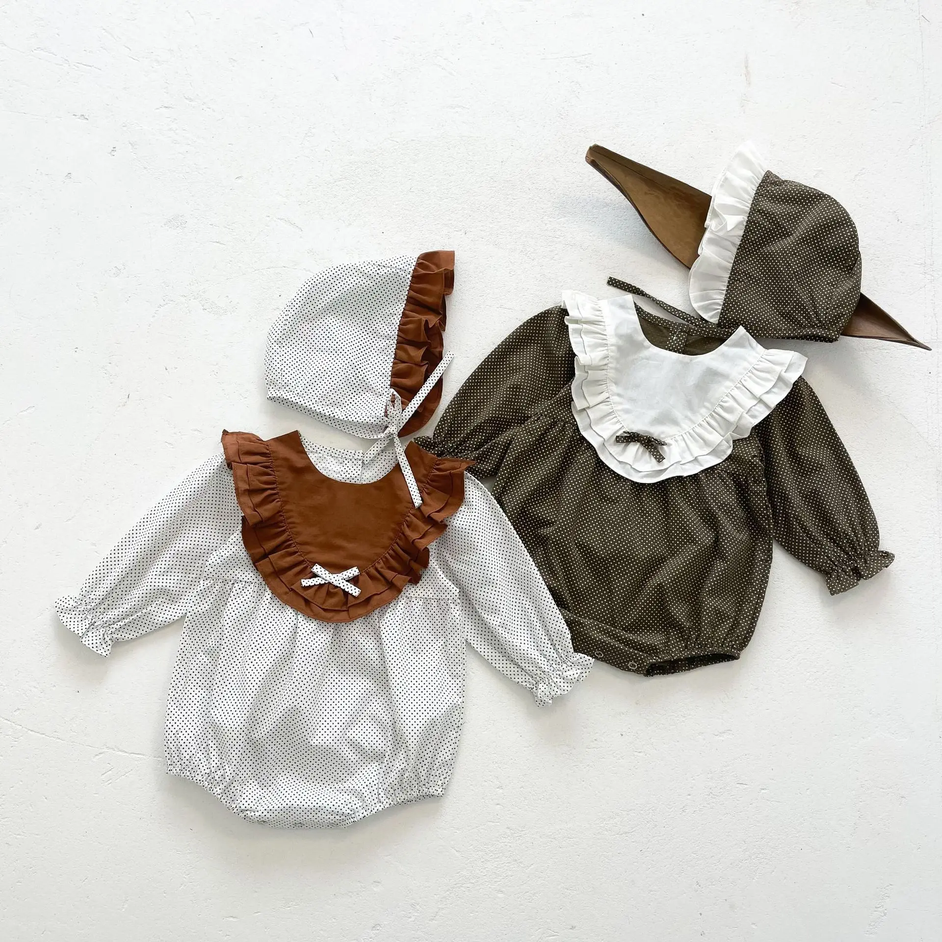 

Polka Dot Baby Girls Bodysuits With Hat Newborn Clothes Patchwork Collar Long Sleeve Toddler One Pieces Spring Infant Jumpsuit