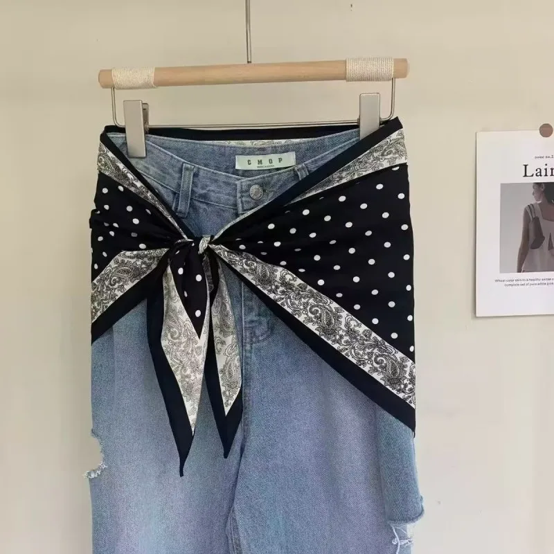 Großer Dreiecksschal im koreanischen Stil mit Paisley- und Polka-Dot-Muster für Damen, Seidenimitat, Kopftuch, Taillenschal oder eleganter dünner Schal – Detail 2