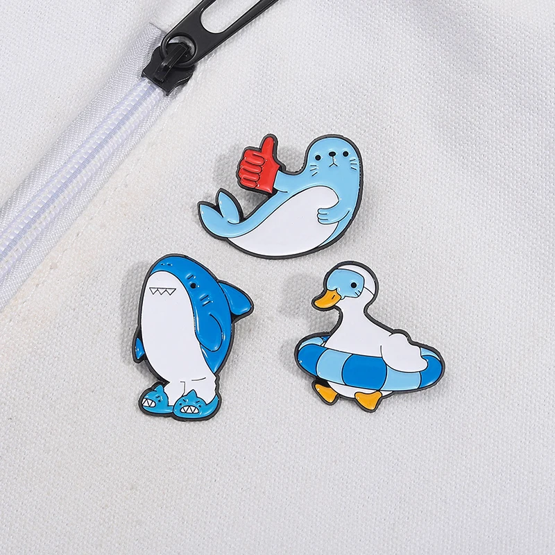 Niedliche Meerestiere Emaille Pin Wale Delfine Enten Broschen Revers Kleidung Abzeichen Cartoon Tiere Schmuck Geschenk Großhandel ﻿ – Detail 8