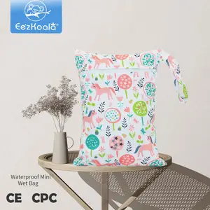  Bolsa de pañales con diseño de bosque de animales, bolsa  impermeable para el cuidado del bebé, bolsa multifuncional para cambiar  pañales para hombres y mujeres, 10.6 x 7.8 x 14 pulgadas