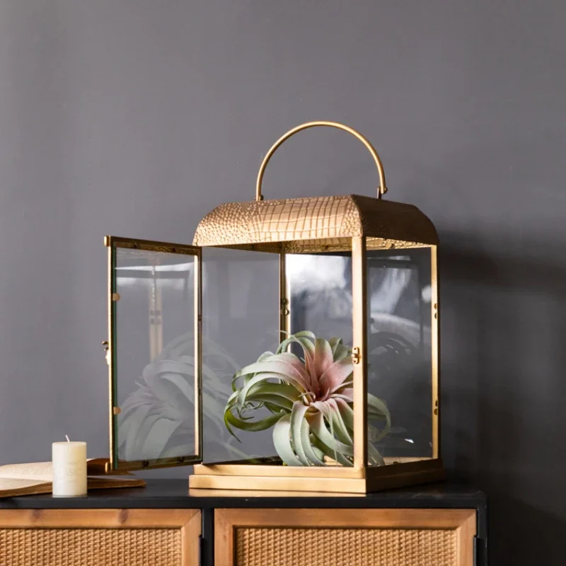 

Retro Luxury Creative Imitation Skin Texture Metal Candle Table Homestay Decoration Wind Lamp Large Can Be Used as Flower House