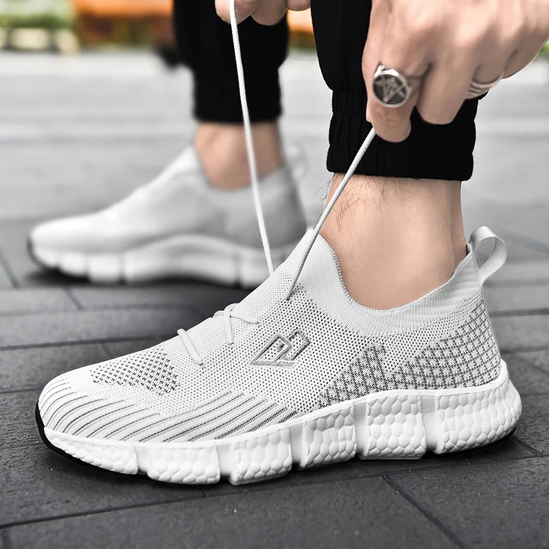 

New Couple Running Shoes Fashion Breathable Outdoor Male Sports Shoes Men Lightweight Sneakers Women Comfy Sneakers Shoes Men