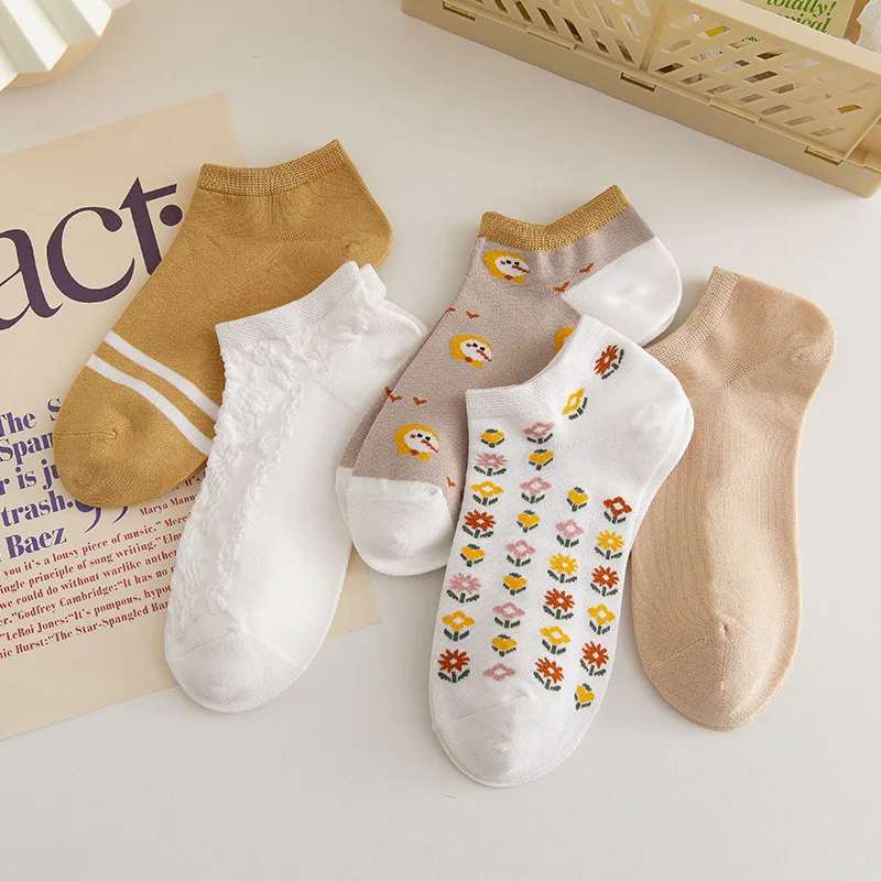 

5 Pairs/lot Cotton Casual Elegant Vintage Beige Women Floral Short Socks Summer Harajuku Novelty Funny Happy Cute Ankle Sox