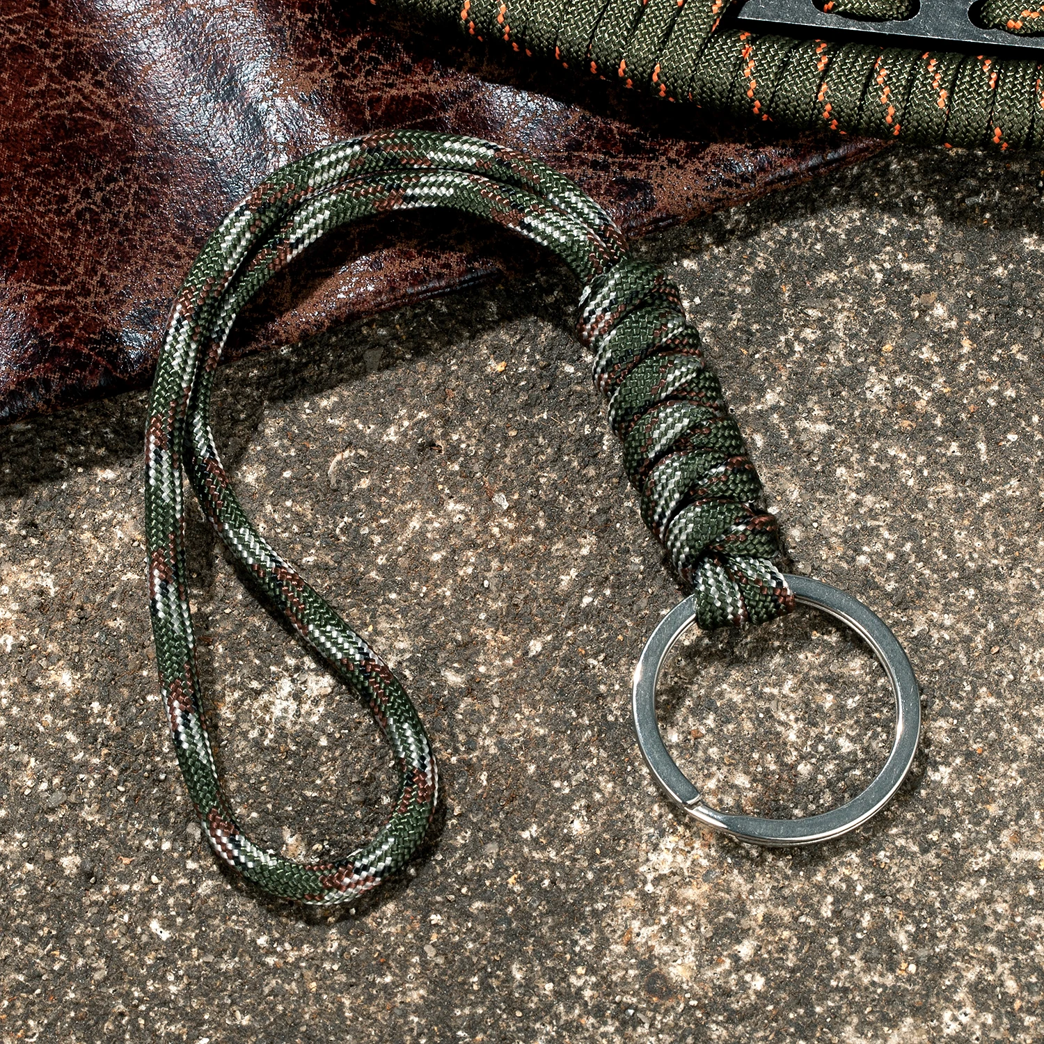 금속 반지 키 체인 야외 비상 Paracord 키에 대 한 강력한 매는 밧줄 스트랩 배낭 땋은 뱀 매듭 우산 밧줄 체인