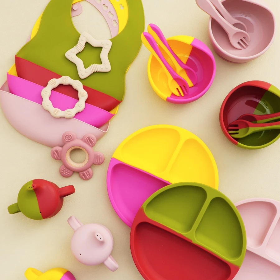 6PCS Silicone Baby Tableware Contrasting Colors Dishes Adjustable Bib Suction Bowl Portable Spoon Fork Leakproof Baby Cup 4