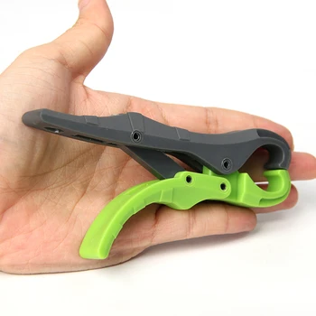 Fishing Floating Gripper 12.5cm Fish Lip Gripper Grip Bass Trout ABS Fishing Pliers Gear Controller Portable Fishing Tool Tackle 5