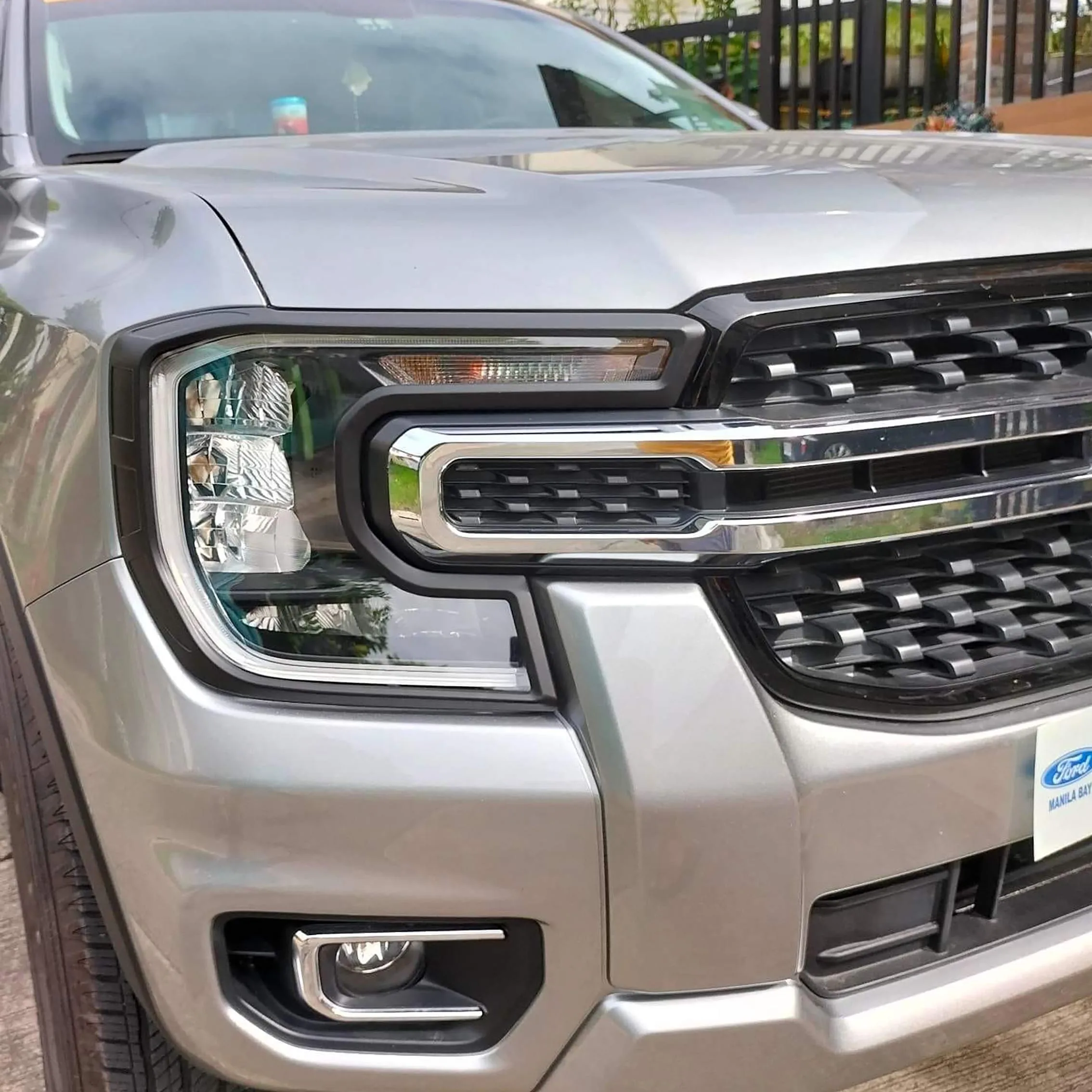 ABS Front Head Lights Lamp Cover Head Lights Surround Trim For Ford Ranger WILDTRAK SPORT XLT Light Protector For car accessories