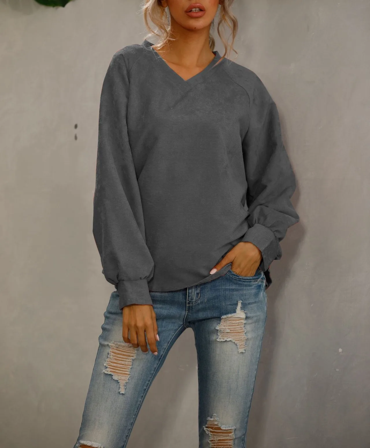 Spring and Autumn New V-neck Corduroy T-shirt Solid Color Pullover Loose Fitting Long Lantern Sleeve Sweatshirts for Women