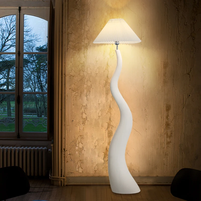 

Designer modern simple pleated living room floor lamp light French bedroom study sofa next to the vertical light
