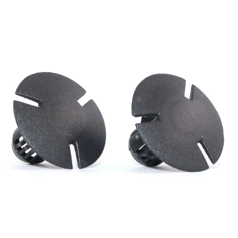 메르세데스-벤츠 C63 C180 C200 CLA E200 A 용 20Pcs 부츠 카펫 및 인테리어 라이닝 클립 0009914795 플라스틱 패스너