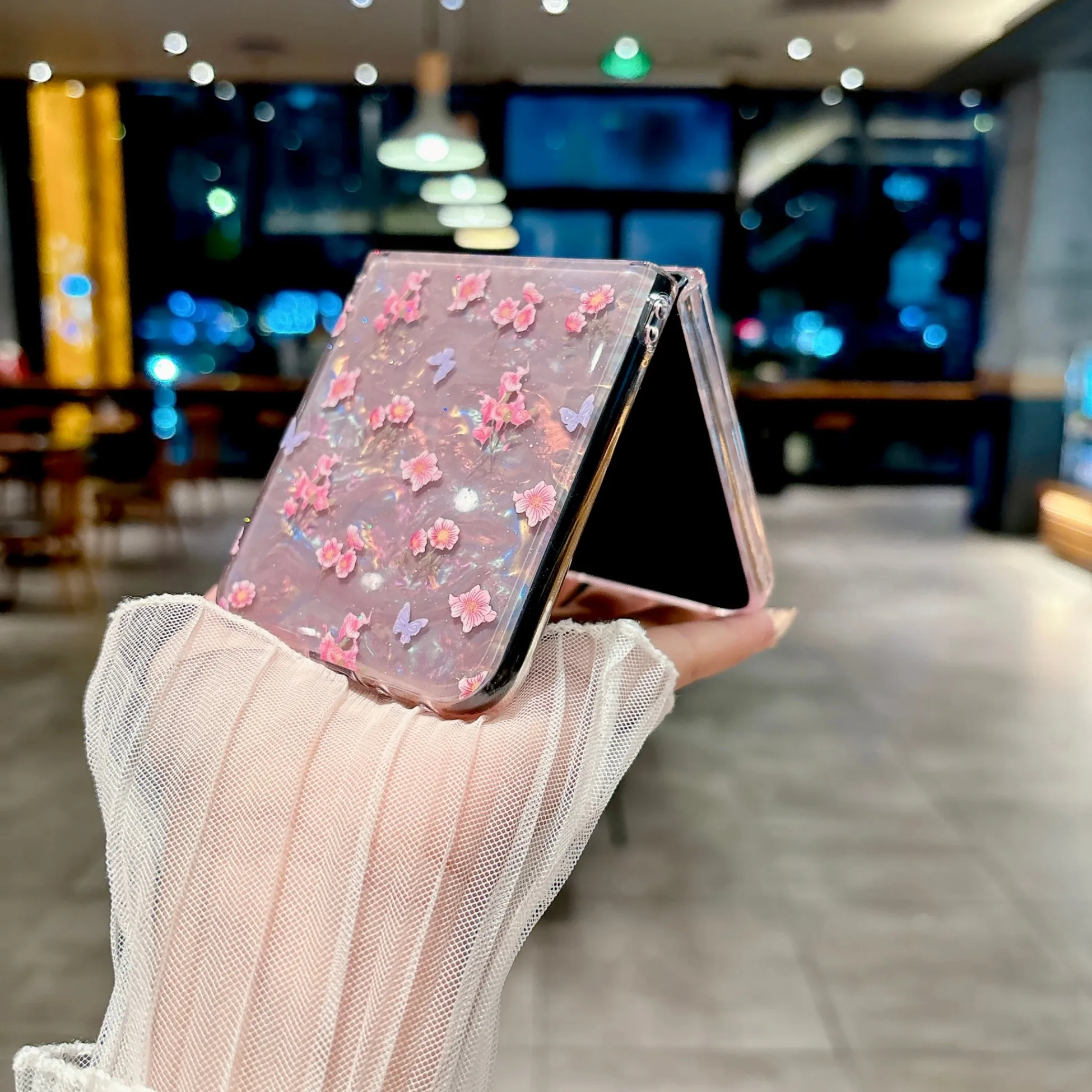 Floral Pattern Pink and White Hard Shell Case