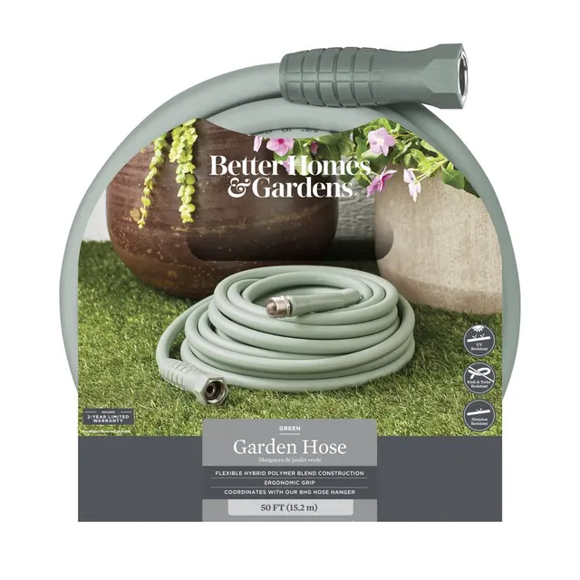 Flexible and durable hose for outdoor tasks