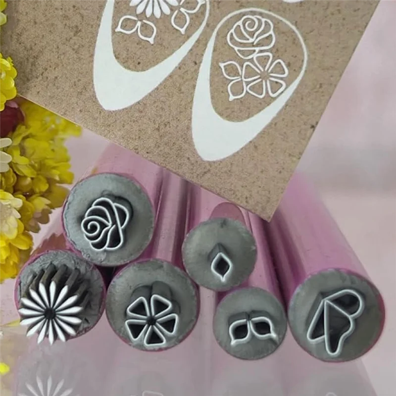 15Pcs 네일 아트 스탬프 펜 세트, 꽃 네일 스탬프 펜, 네일 아트 스탬퍼 키트, 다른 패턴의 네일 아트 도구