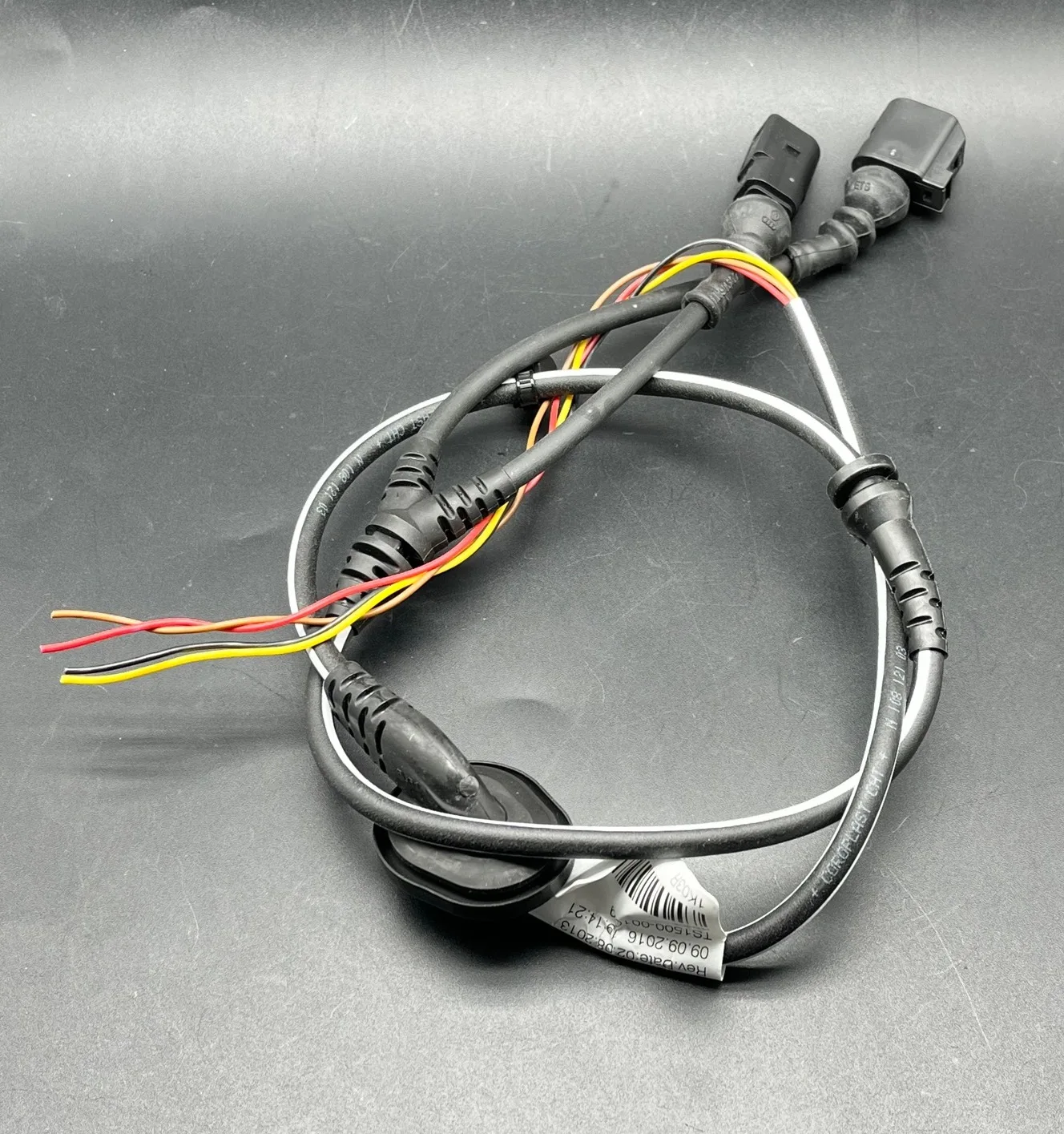 for VW Golf 6 Passat Magotan CC Octavia Sagitar Tiguan ABS sensor plug brake alarm harness cable abs sensor plug cable
