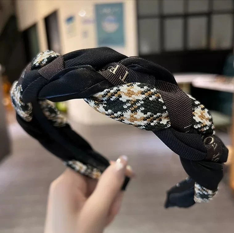 2024 Retro French Academy Style Hair Hoops for Women\'s Hairbands Fashion Latest Designer Wide Hairband Hair Accessories