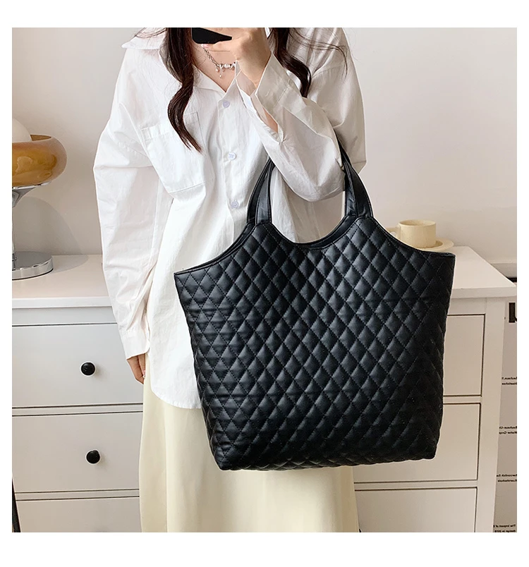 Women's Bags Luxury Designer Handbags Large Capacity Underarm Shoulder Bags Ladies Fashion Trend Shopping Bags Casual Tote Bags