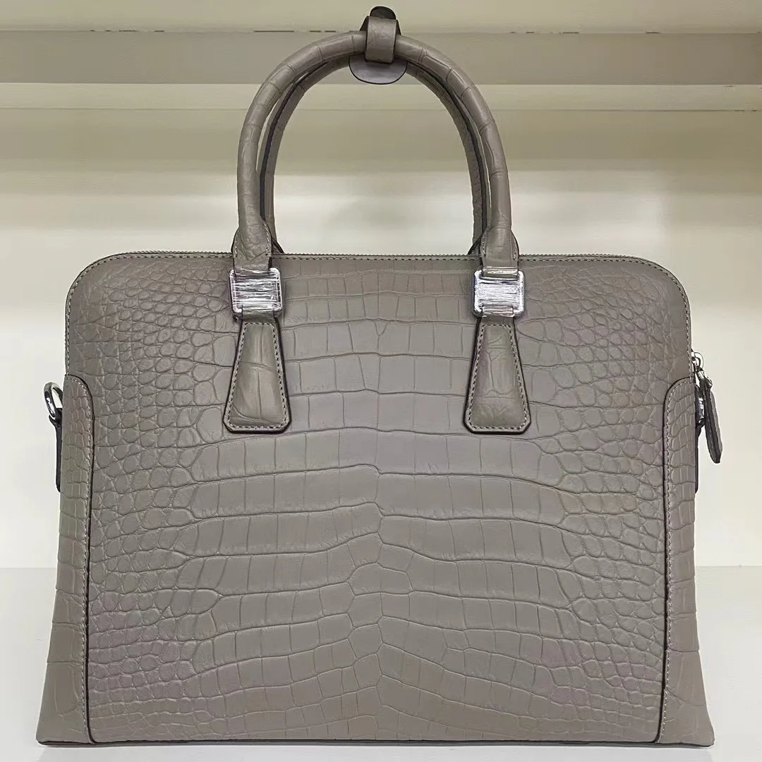 Рисунок 4 - Сумка из натуральной кожи под кожу