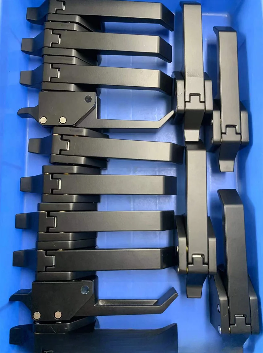 

135010835 Door Latch for AGIE Charmilles wire-cut EDM Machine FI240 / CUT20P Low Speed Wire EDM Machine Spare Parts