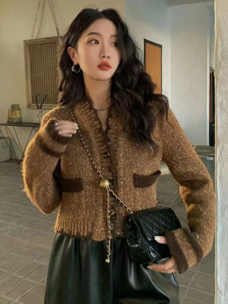 

Deeptown Y2K Vintage Knitted Cardigan Women Elegant V-neck Crop Sweater Old Money Style Contrast Knitwear Tops Korean Dongdaemun