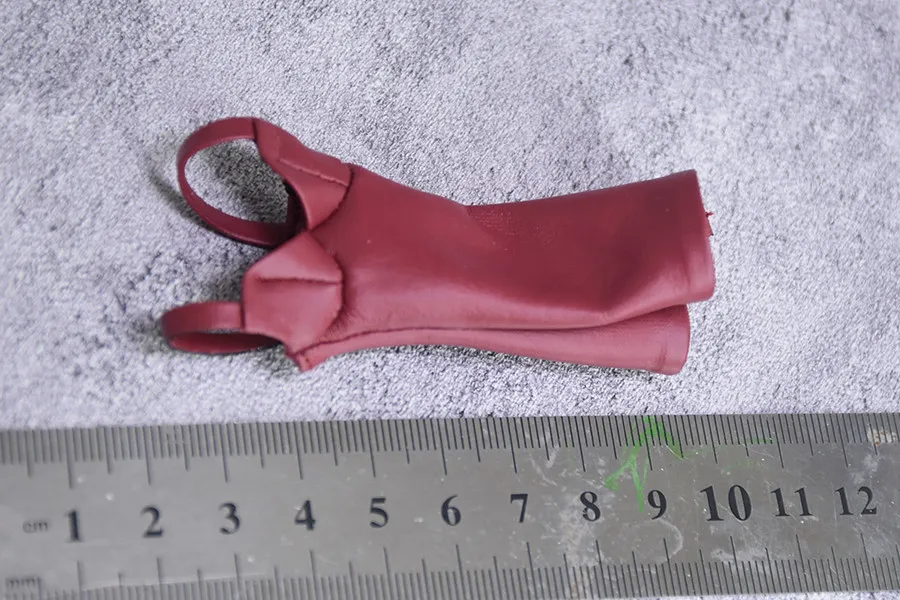 1/12 Maßstab Weibliches Einfarbiges PU-Leder-Kleid mit Trägern für 6'' Soldaten NT-04 Romankey Actionfigur-Körper – Detail 13