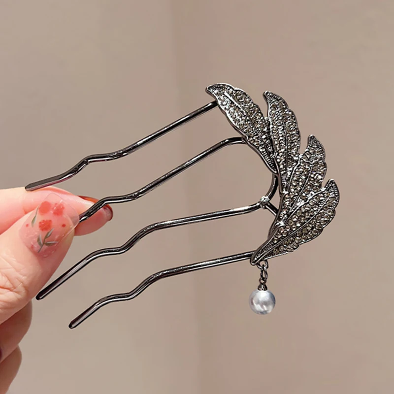 Chinesischer antiker Stil Strass Blatt U-förmiger Haarkamm mit Perlenquaste High-End-Haarnadeln aus Metall für den täglichen Gebrauch für Frauen – Detail 1