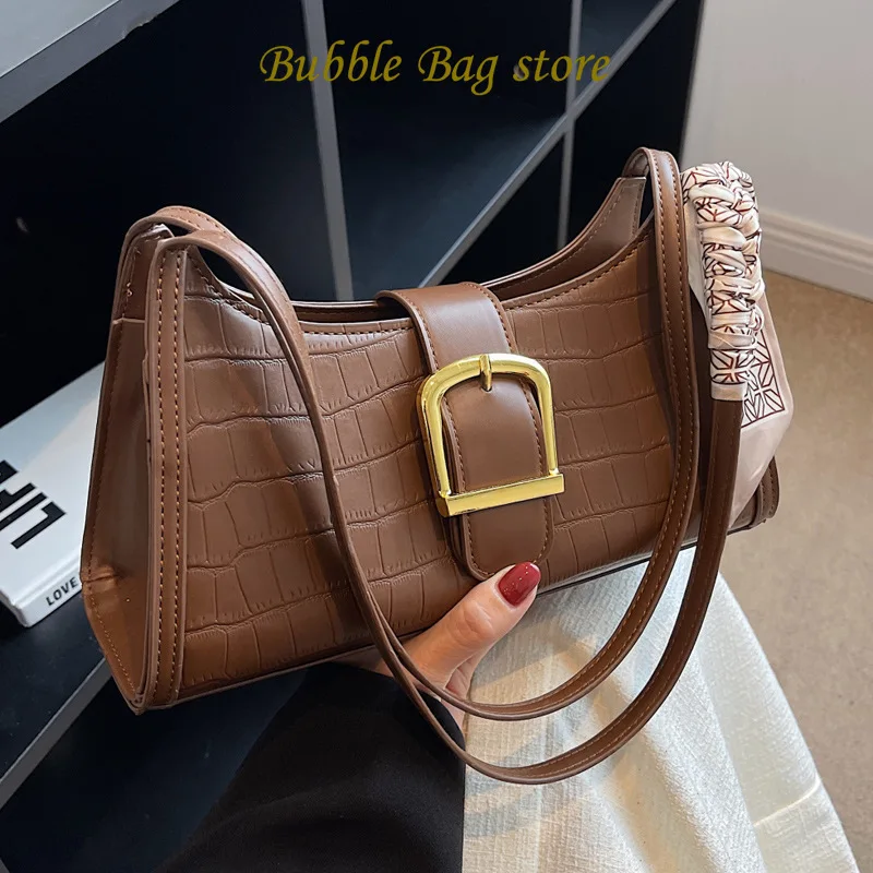 

High end Niche Design Bag for Women 2024 New Spring Versatile Fashionable Shoulder Armpit Bag Baguette Bag