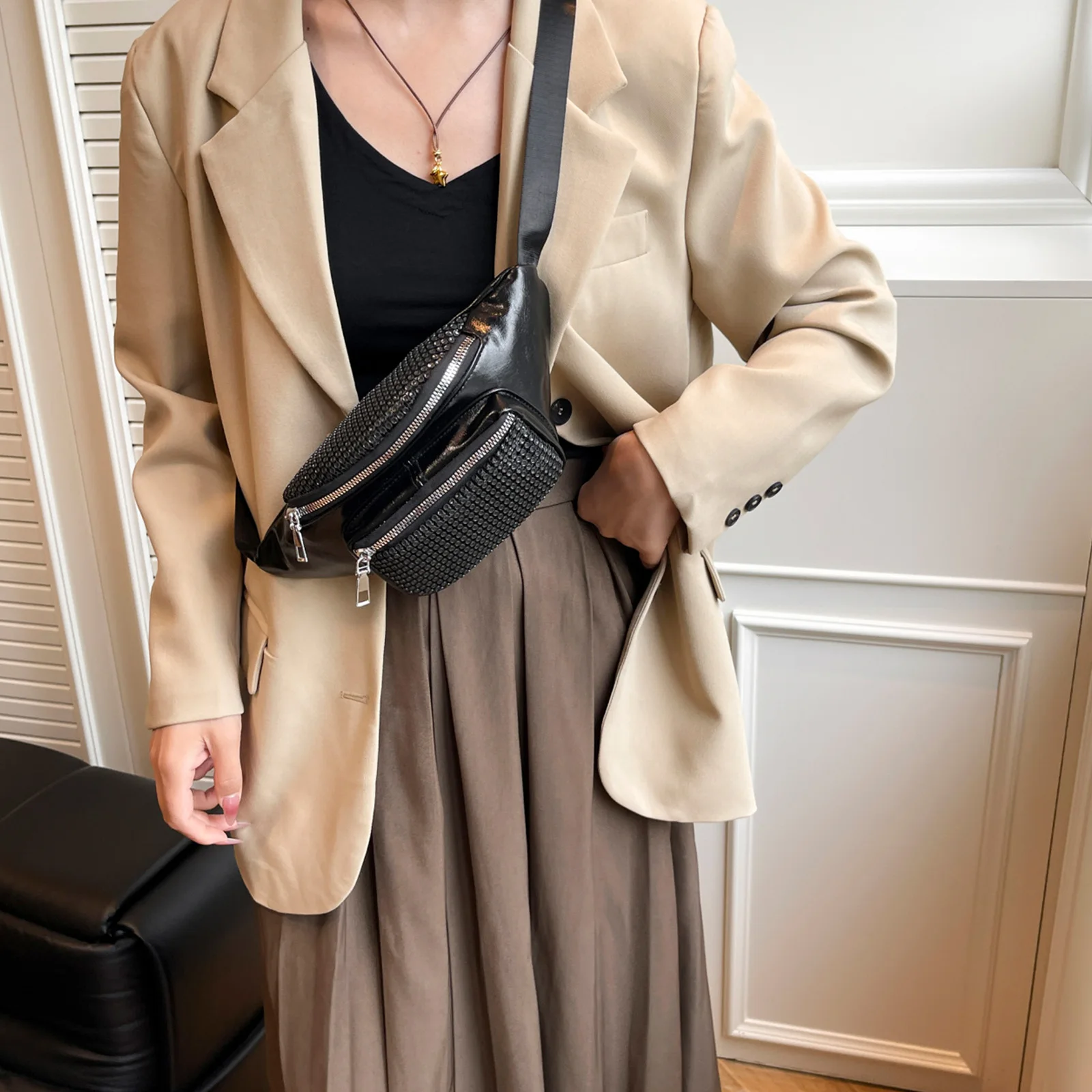 PU Leather Fanny Pack with Adjustable Strap Belt Bag Fashion Chest Bag for Lady Party Outdoor Traveling Beach