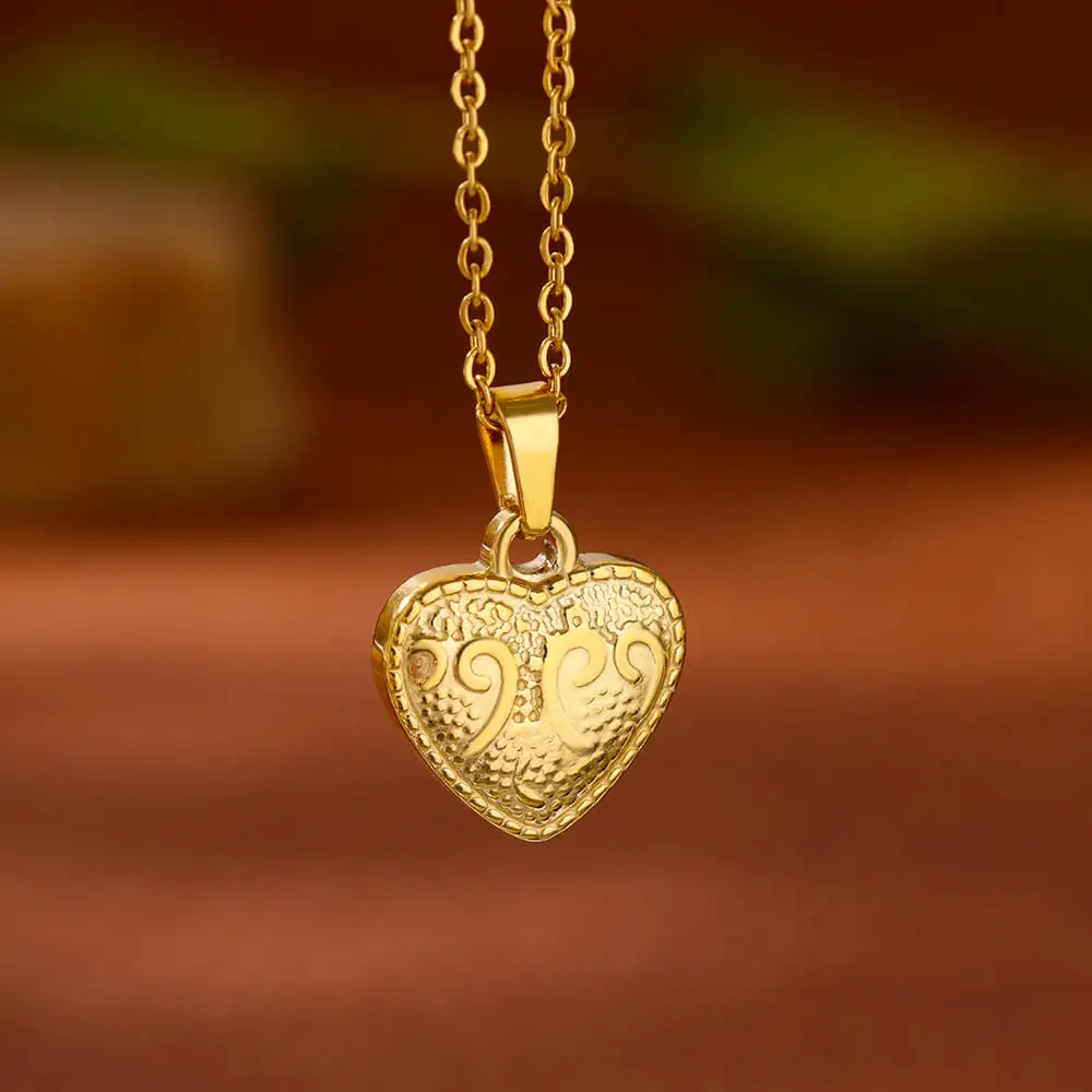 Minimalist Heart Pendant Necklace For Women Girls