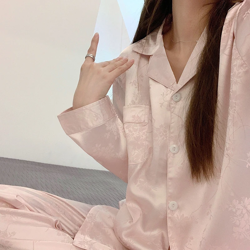 Imitation silk jacquard pajamas Women's spring thin summer long-sleeved cardigan suit Solid color ice silk ins casual home wear