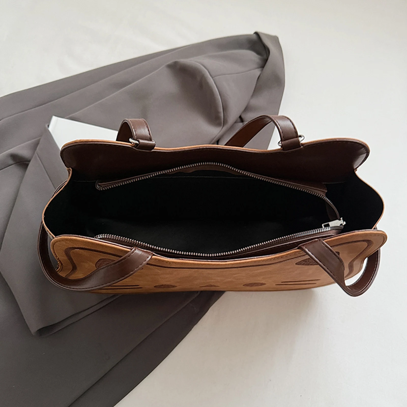 PU Leather Shoulder Bag Fashion Underarm Bag Cute Kitten Backpack for Women Work Shopping Travel