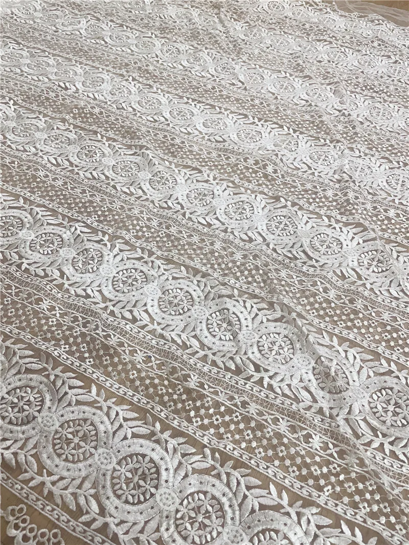 최신 스트립 고밀도 오프 화이트 자수 Labric DIY 바느질 드레스, 얇은 명주 그물 프랑스어 레이스 의류 웨딩 드레스 원단, 1 야드