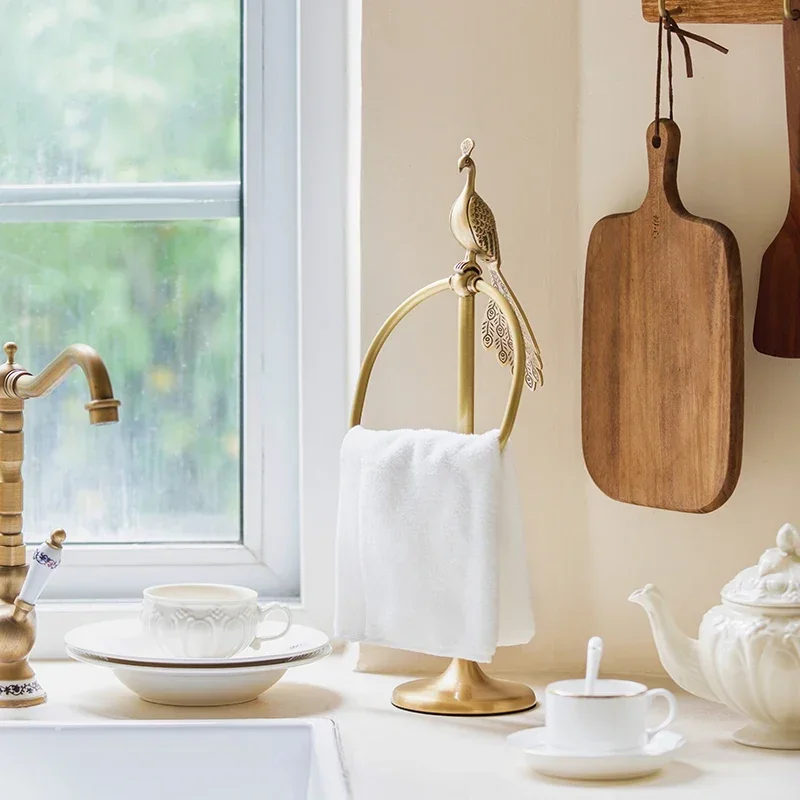 European style light luxury retro brass peacock towel ring bathroom high-end vertical hand towel holder bathroom accessories