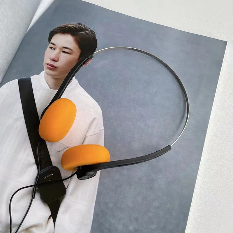 언더 와이어 음악 Mp3 워크맨 레트로 느낌 휴대용 유선 헤드폰 착용 스포츠 이어폰 마이크 사진 소품