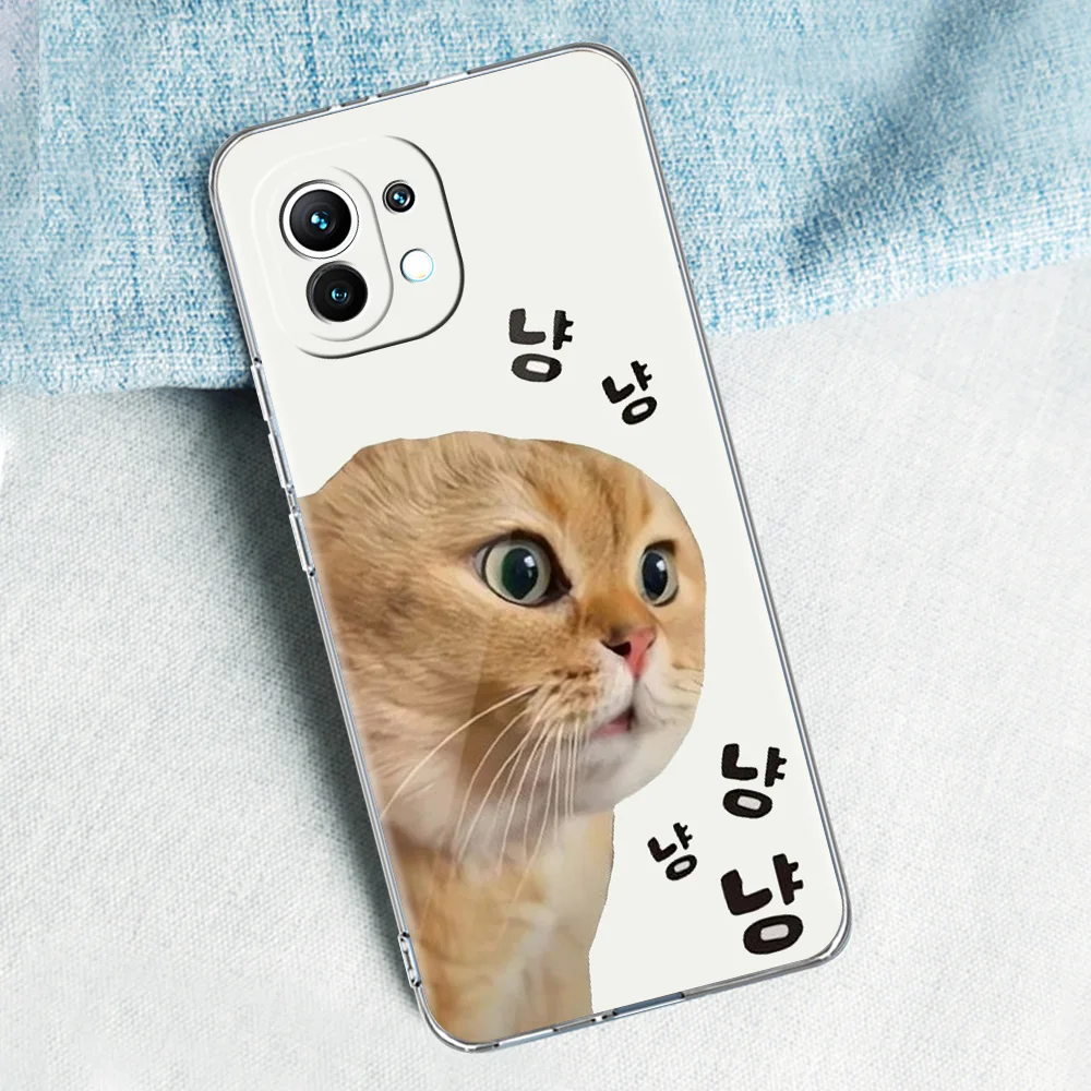 Cartoon Cat-Themed Phone Case with Korean Design - Cute and Fun Protective Cover