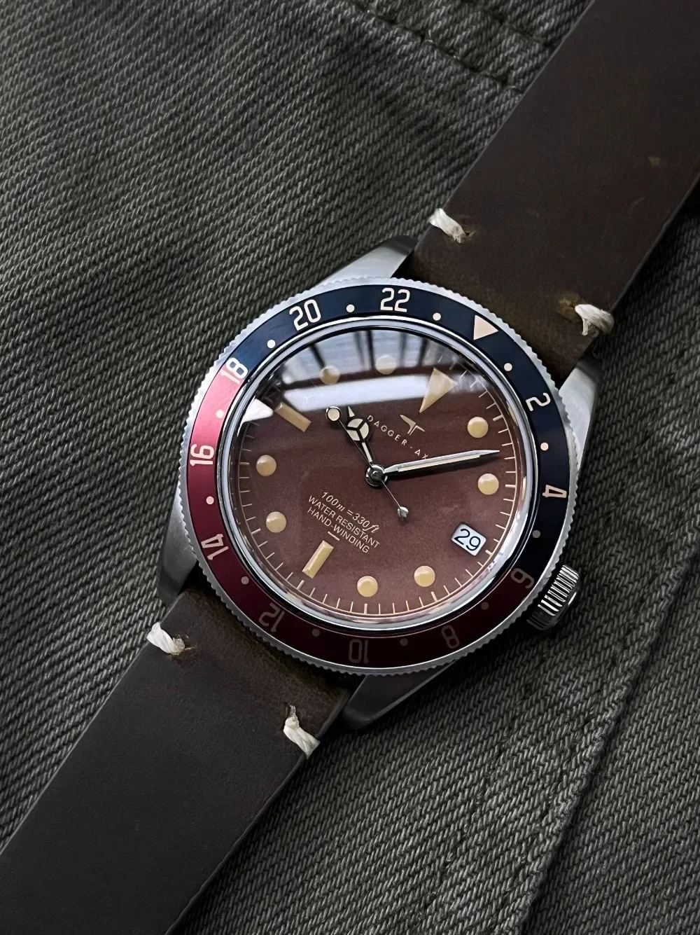 DAGGER-AXE Diving Watch 200M Waterproof Retro Sapphire Pot Cover Bubble Mirror C3 Super Luminous Watch NH35 Men Automatic