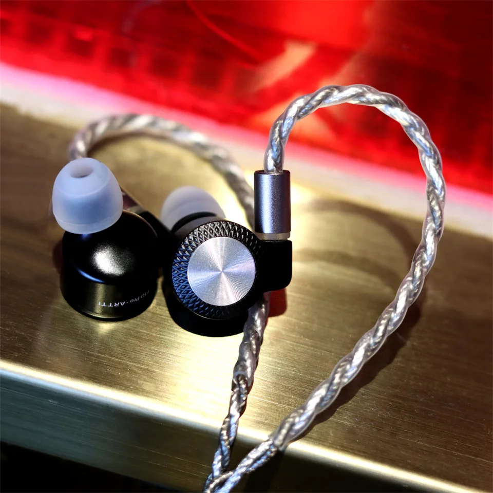 【新品未使用】　ARTTI T10 Pro Amazon.com: ARTTI T10 Pro in-Ear Monitor, Dual Magnetic