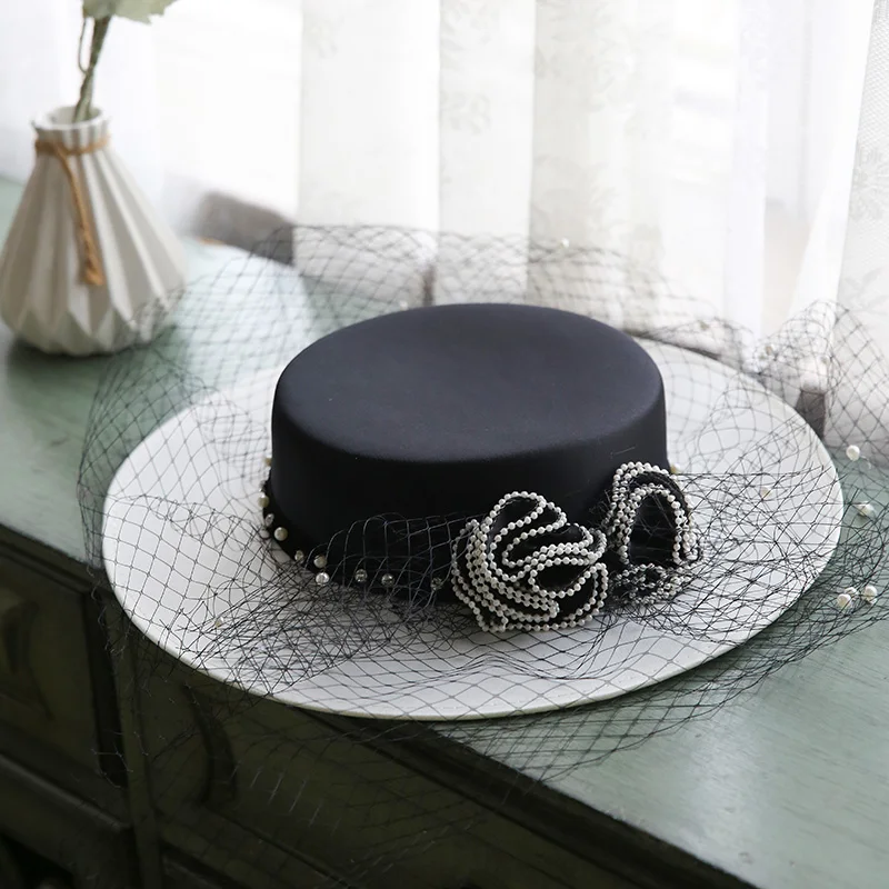 

Wedding Accessories Black with White Satin Hat with Pearls Beads Elegant Chic tocado boda invitada Chapeau ceremonie mariage