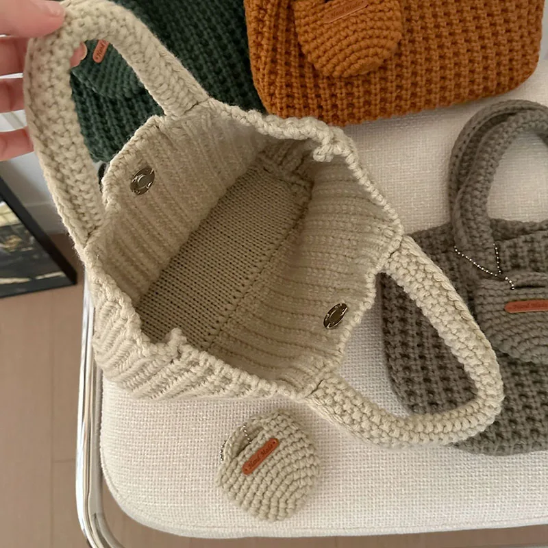 Korean Retro Women'S Shoulder Bag Casual Handmade Crochet Woven Bag Autumn Winter Cute Handbag Mini Tote Bag Commuting Bag