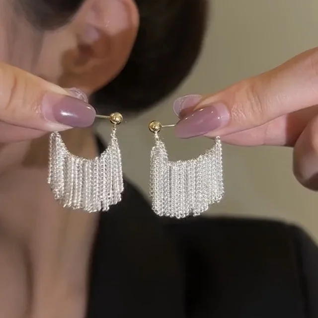Boucles d'oreilles en métal en forme de U pour femmes, chaîne à pampilles, élégantes, couleur argent, multicouche, personnalité géométrique, bijoux