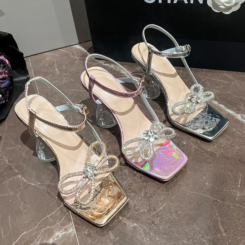 

Низкие сандалии женские кожаные весенние туфли с пряжкой на высоком каблуке Костюмные женские бежевые удобные на низком каблуке с бантом модные на высоком каблуке по периметру