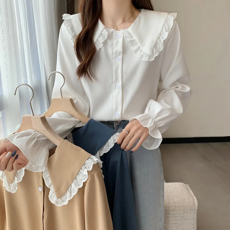 Spring Autumn White Baby Collar Shirt Female Design Sense 2021 New Sweet Korean Long Sleeve Top | Женская одежда