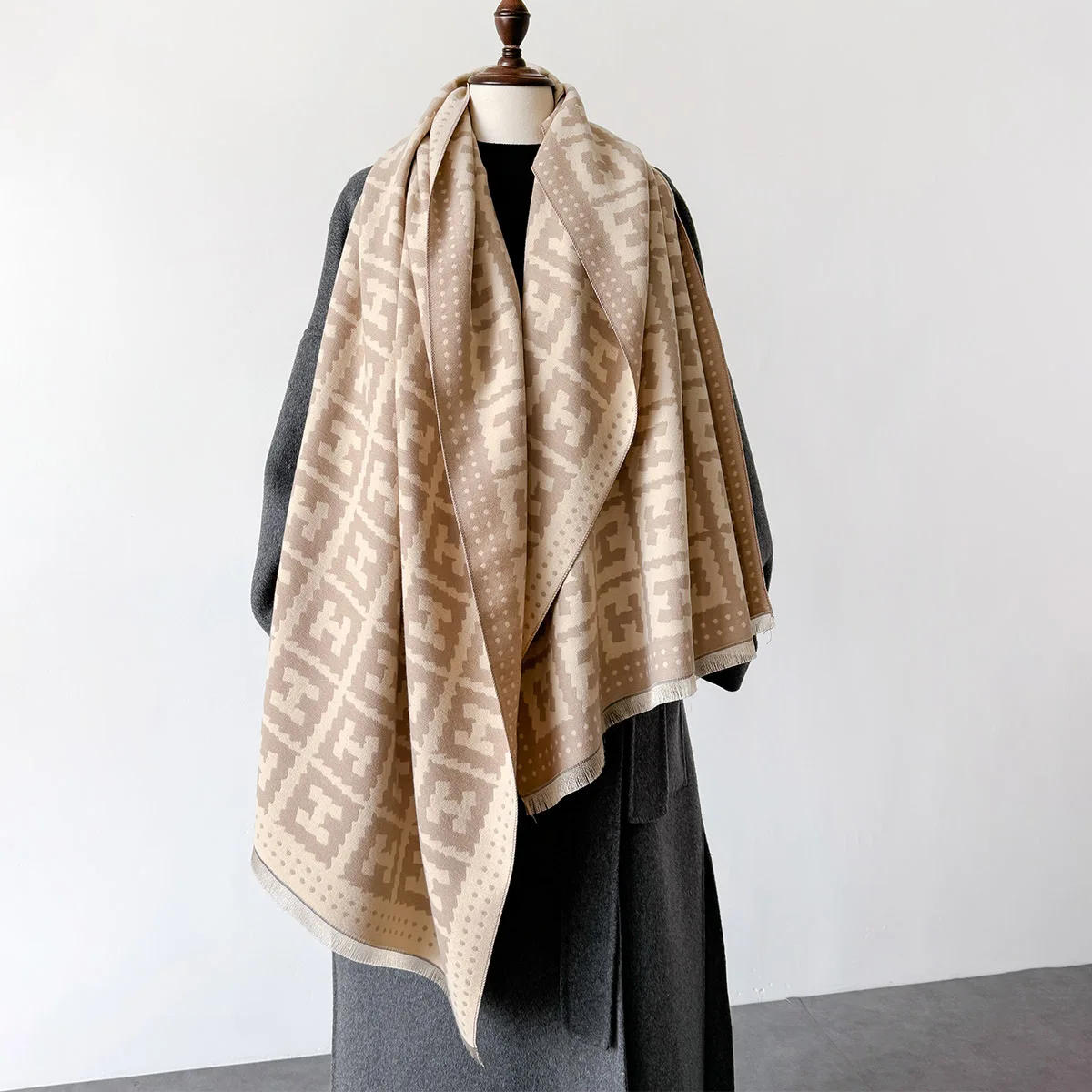 New Luxury Brand Winter Cashmere Scarf Women 65x185cm Female Warm Pashmina Shawls Wrap Scarves Blanket Thick Ladies Bufanda