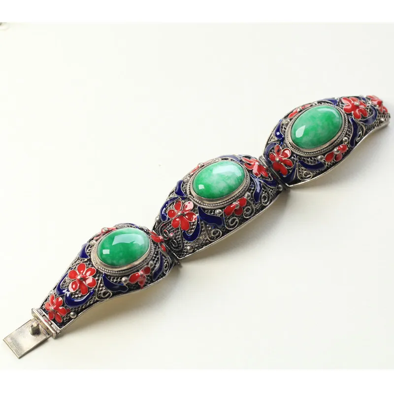 

Cui's Jade White Copper Ming and Qing Court Vintage Bracelet Miao Silver Cloisonne Inlaid Ultramarine Three-Section Bracelet Who