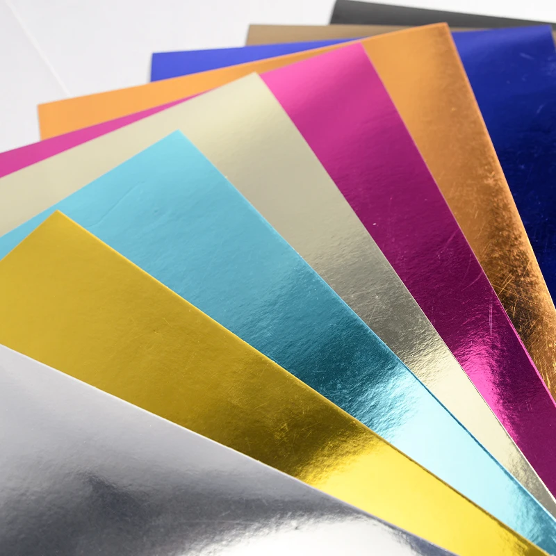 

1000 Piece 300Gsm 12*12" Gold Silver Mirror Card Sheet Shiny Poster Board Metallic Foil Paper Sheets For Arts and Crafts