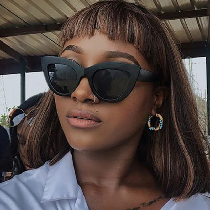 

Classic Brand Fashion Cat Eye Women's Sunglasses Retro Black Sun Glasses Female Brand Designer Retro Shades Eyewear