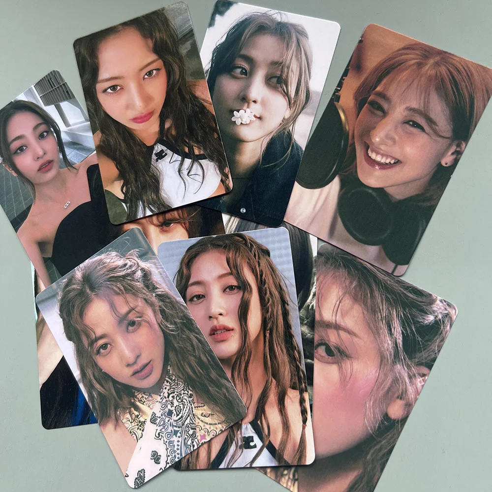 

10Pcs Kpop TWICE New Album Lomo Card Photocards JIHYO Solo Photo Postcard Collection Card for Fans Gift