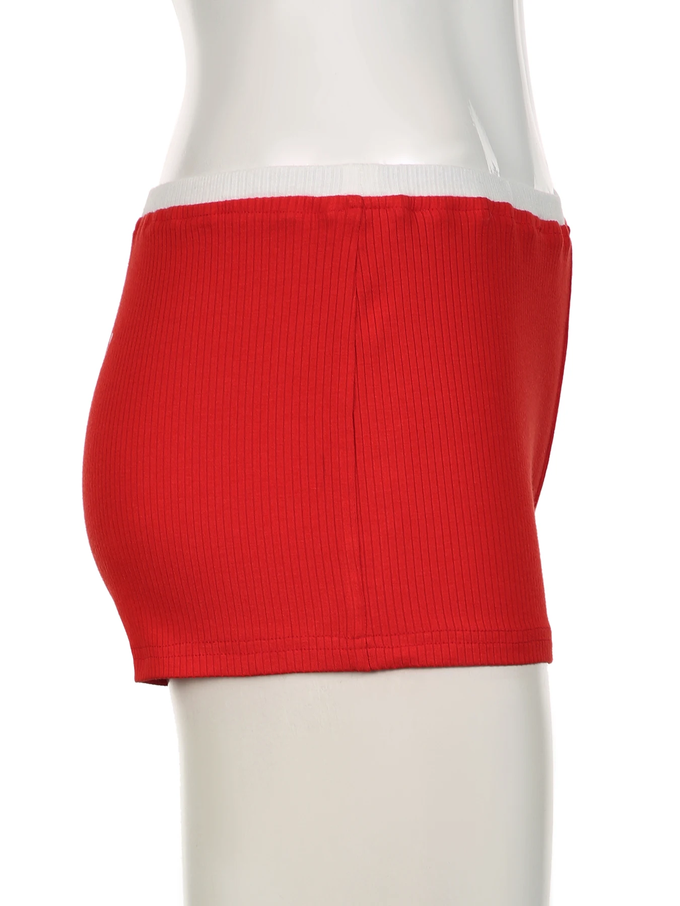 IAMSURE Sporty Activewear Sexy Character Printed Shorts Casual Slim Mid-Waisted Shorts Women 2024 Summer Fashion Streetwear Lady