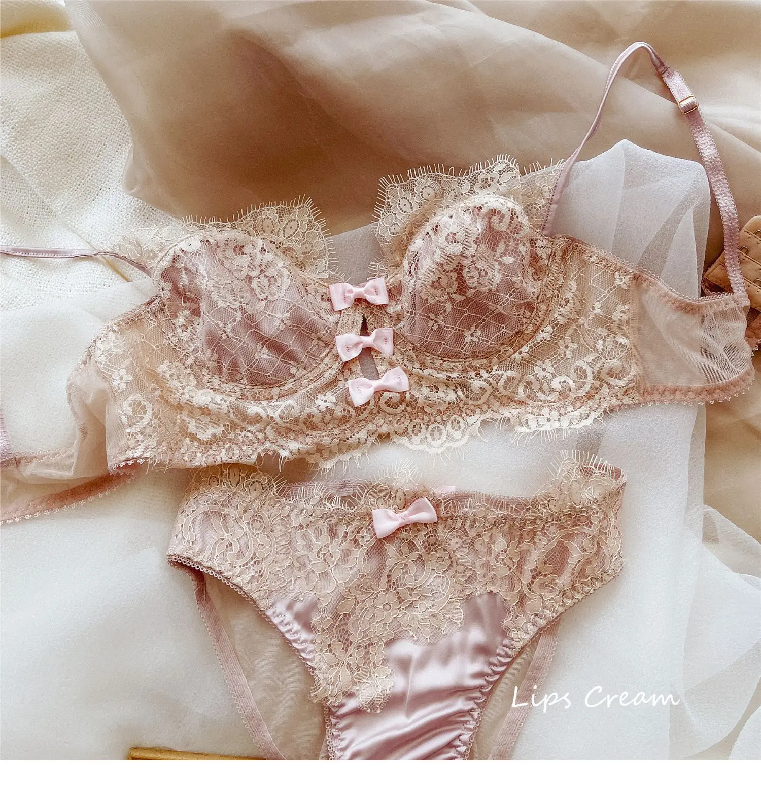 Sexy ultra-thin lace bra and panty set women's gathered brassiere set with steel ring lingerie anti-sagging retro bow bralette
