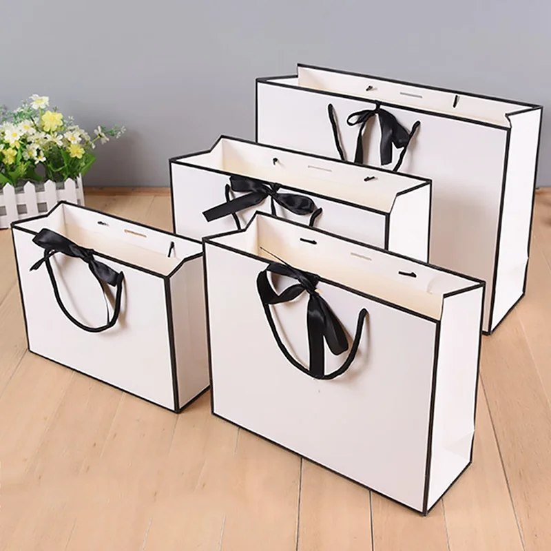 50 Sacchetti Regalo In Carta Kraft Con Manici - 21x15x8 Cm - Per Compleanni, Shopping E Ringraziamento
